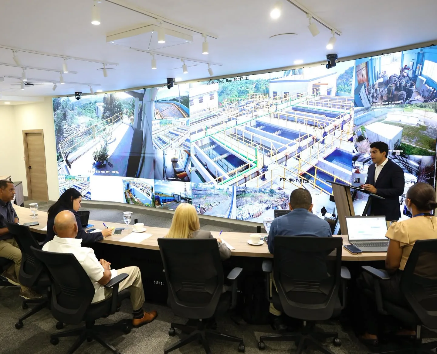 Sala de monitoreo de proyectos de infraestructura